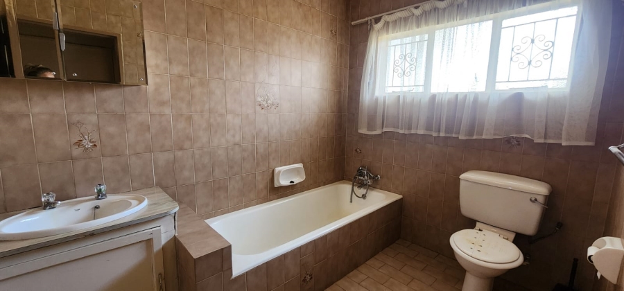 3 Bedroom Property for Sale in Wilkoppies North West